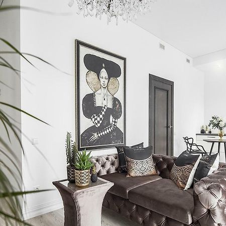 Four Luxury Flats Aparthotel Kaunas Exterior foto